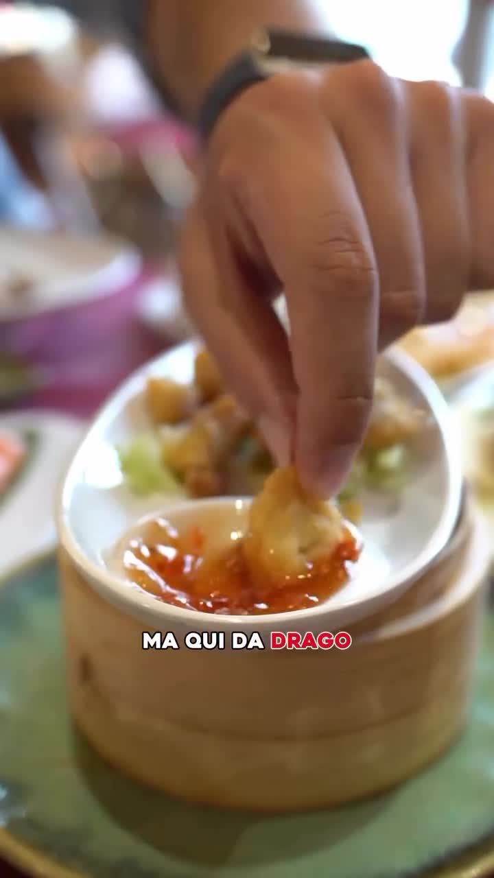 NUOVO AYCE A SCANDICCI🔥Ci troviamo da @dragosushi_scandicci , via Ernesto Codignola 10A, 50018 Scandicci FI Aperto tutti i giorni 12.00-15.00 e 19.00-23.00 Pranzo feriale 15.90€, weekend e festivi 29.90€, bambini fino a 120cm 8.50€ Cena tutti i giorni 29.90€, bambini fino a 120cm 14.50€ Fammi sapere cosa ne pensi nei commenti 🔥